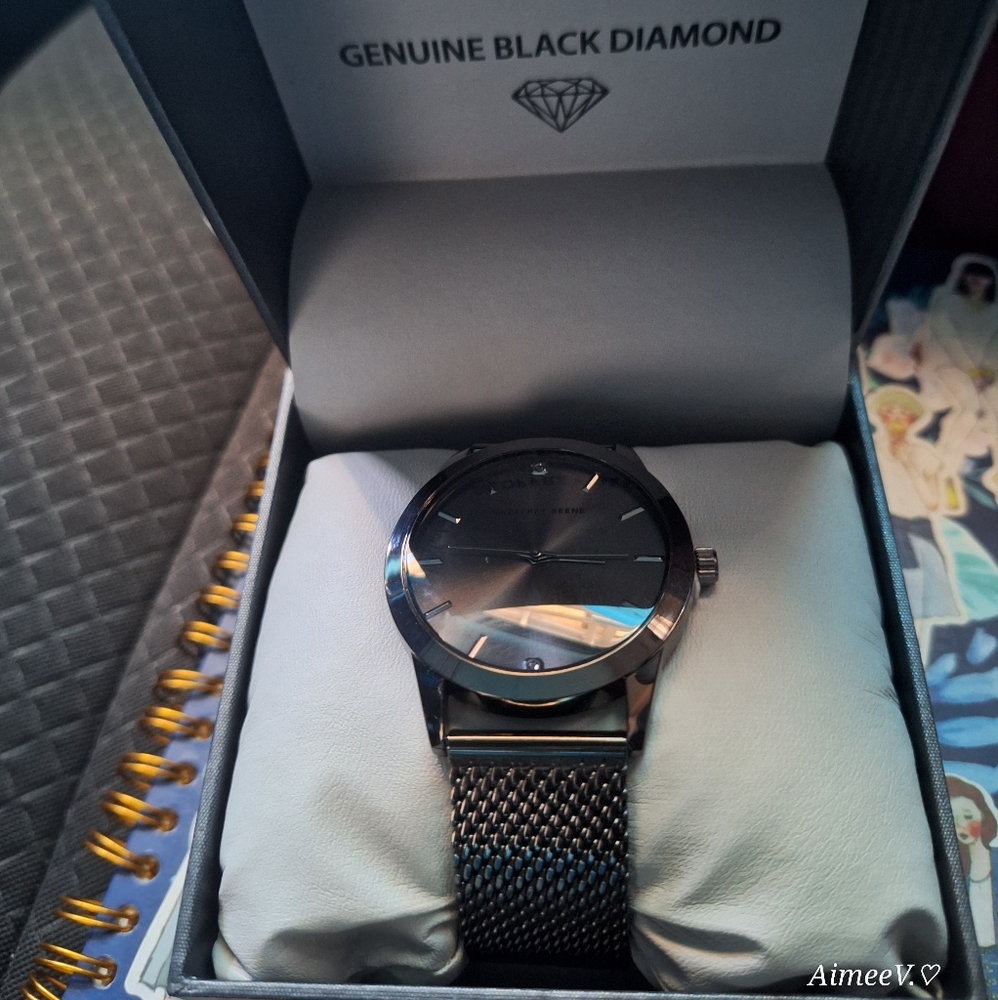 Watch - Picture 2 of 5